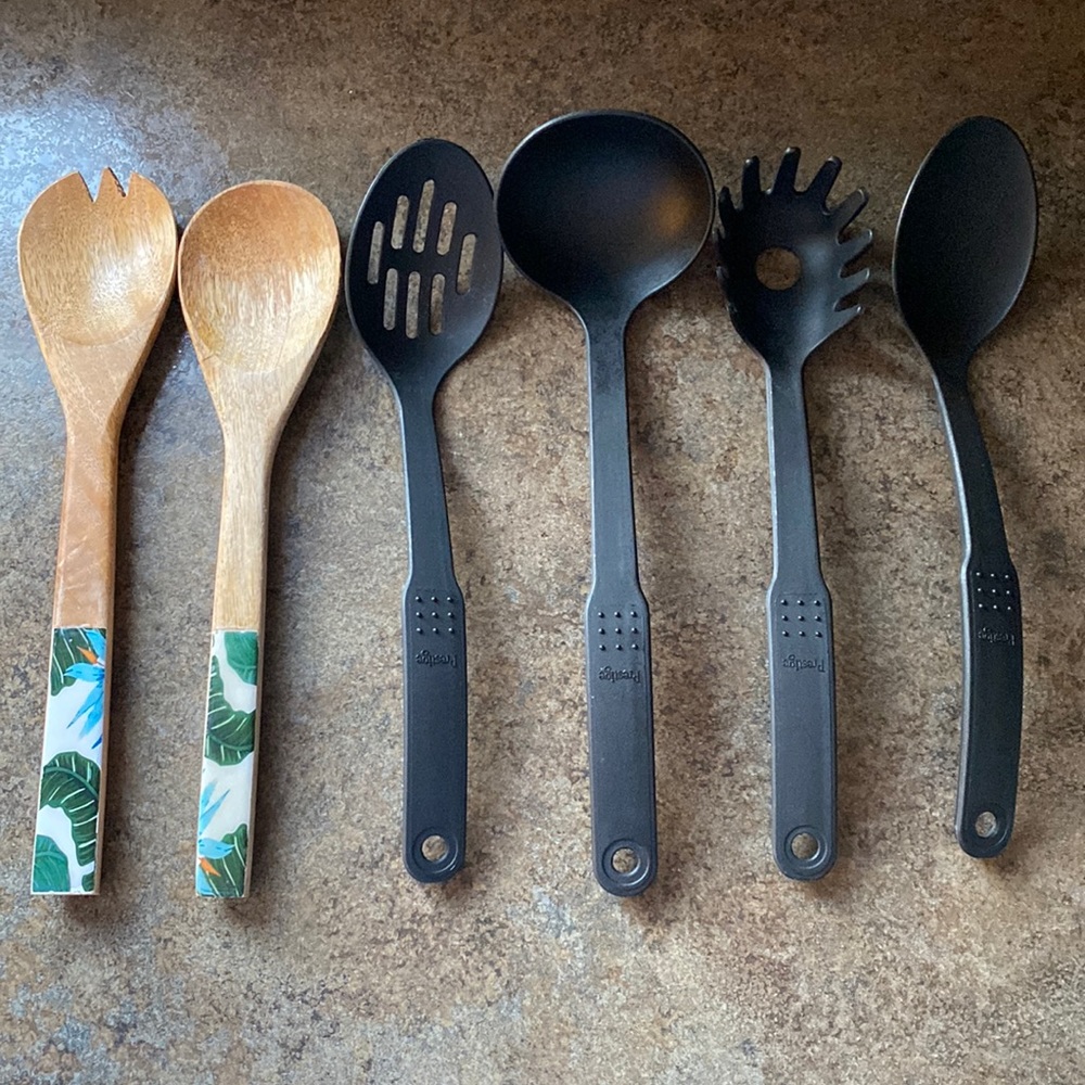 Set of Kitchen Utensils (7) Items